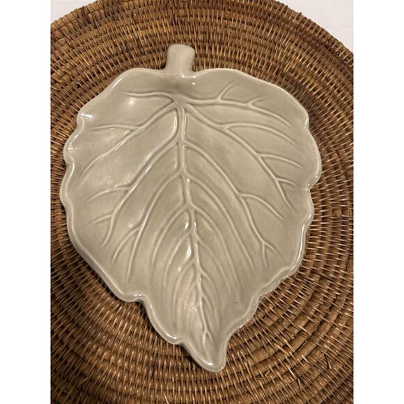 Ceramic Leaf Plate, Earth Tone, Fall Decor, Catch All Plate, Kitchen Serveware - Picture 2 of 9
